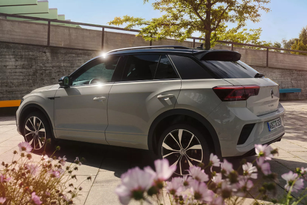 Volkswagen_T-Roc_600x400_08